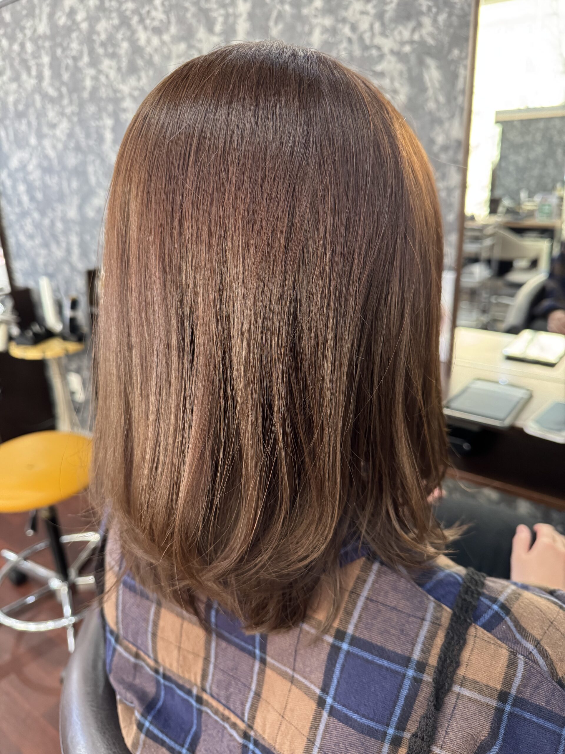 軽やか内巻きスタイル☆やわらかラベンダーブラウン | 艶髪であなたの「なりたい」を叶える美容室 - 艶髪であなたの「なりたい」を叶える美容室