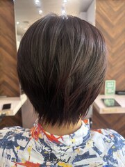 ショートボブ